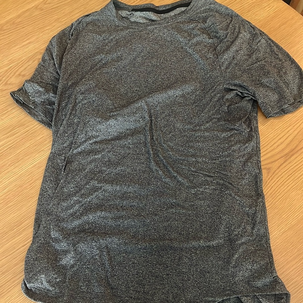Drysense short sleeve in Heathered gray